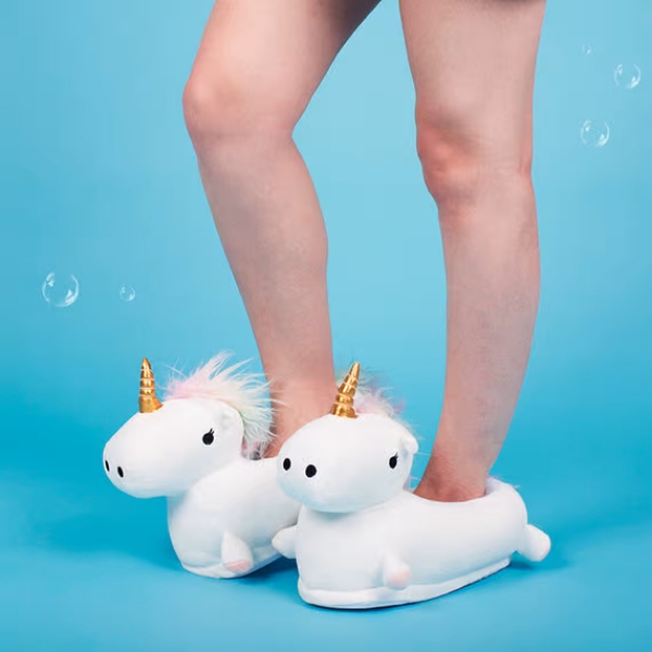 Chinelos de peluche de unicórnio para crianças com LED - Image 4